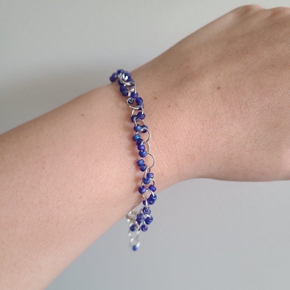 OOAK Delicate Blue Bead Bracelet - Picture 2 of 9